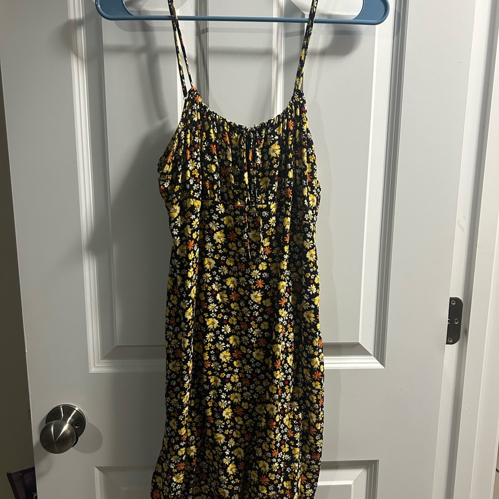 Forever 21 Yellow and Black Floral Dress